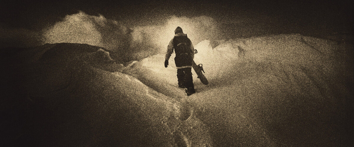 Rencontre avec Jérôme Tanon, l'alchimiste qui sublime le snowboard avec l'argentique