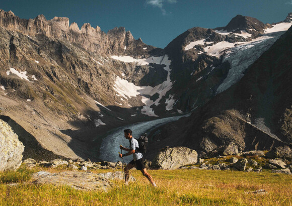 Gravir les 82 sommets de plus de 4000 mètres des Alpes en un temps record : L’exploit signé Kilian Jornet