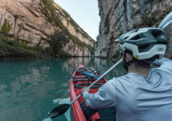 Yannis Pelé vous embarque pour un surprenant World Tour en VTT