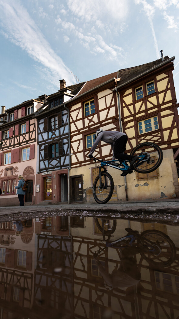 Yannis Pelé vous embarque pour un surprenant World Tour en VTT